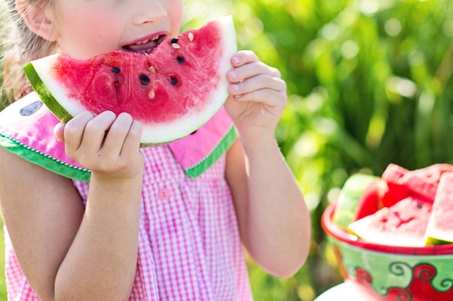 10 dicas de alimentação infantil para a criança aprender melhor