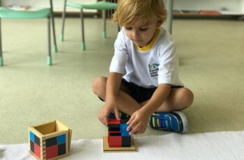 Crianças em casa? Montessori em prática! (Parte 1)
