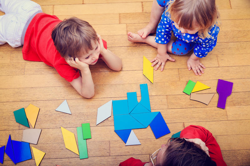 brinquedos montessorianos
